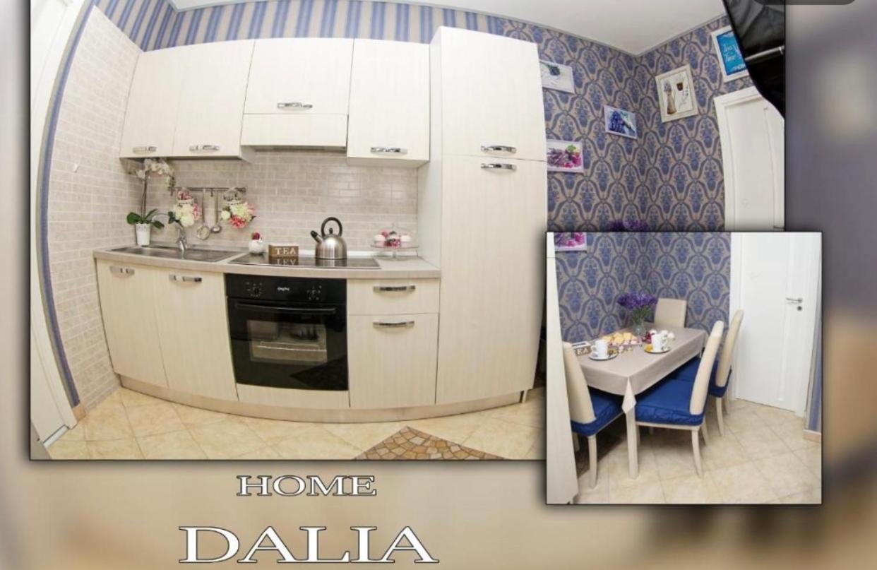 Casa Dalia Apartment เนเปิลส์ ภายนอก รูปภาพ