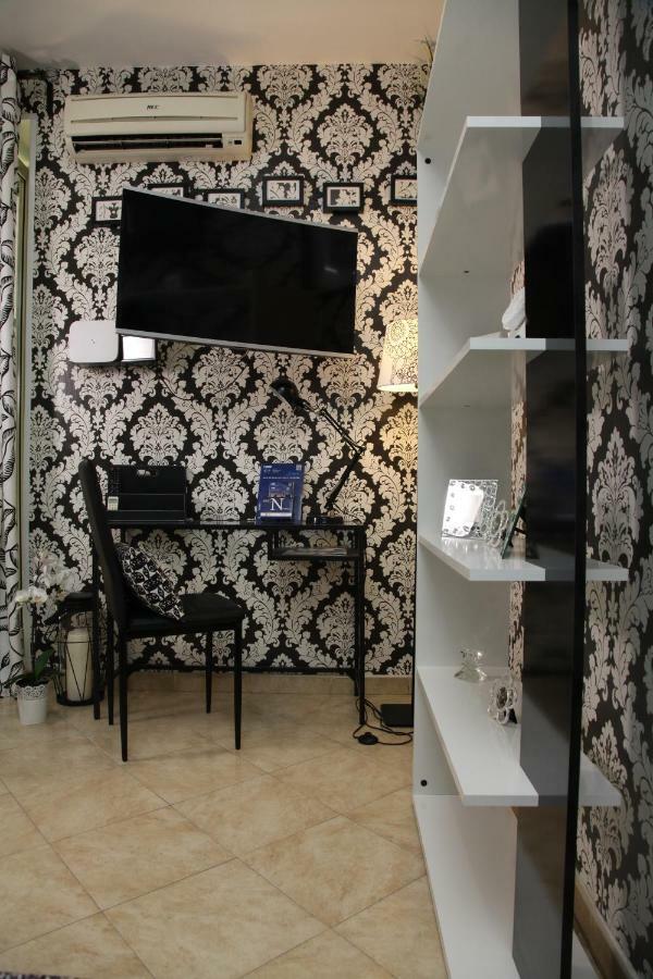 Casa Dalia Apartment เนเปิลส์ ภายนอก รูปภาพ