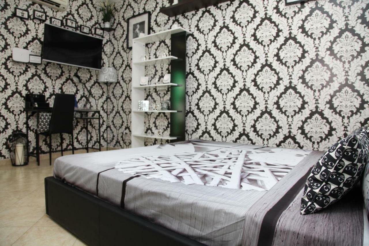 Casa Dalia Apartment เนเปิลส์ ภายนอก รูปภาพ